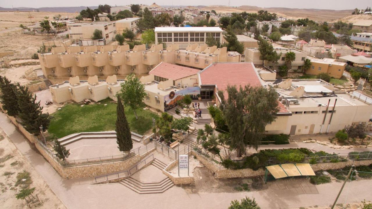 Hi - Mitzpe Ramon Hostel Экстерьер фото
